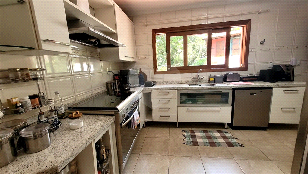 Casa à venda com 3 quartos, 339m² - Foto 12