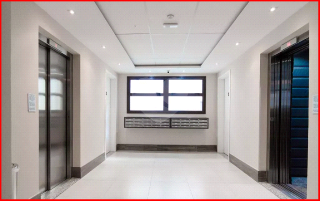 APARTAMENTO em CENTRO