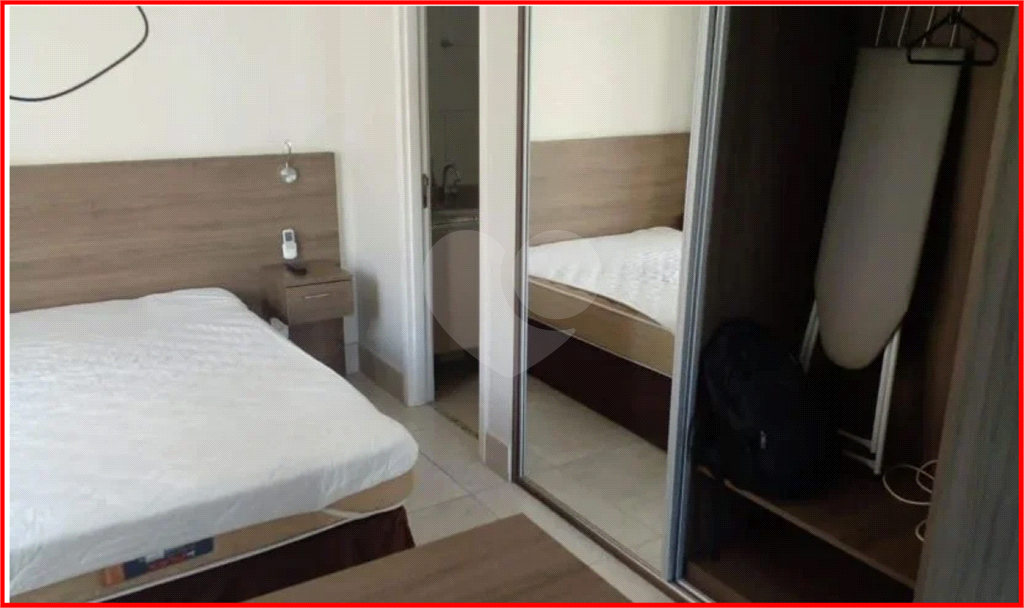 APARTAMENTO em CENTRO