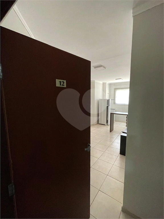 Apartamento para alugar com 1 quarto, 42m² - Foto 30