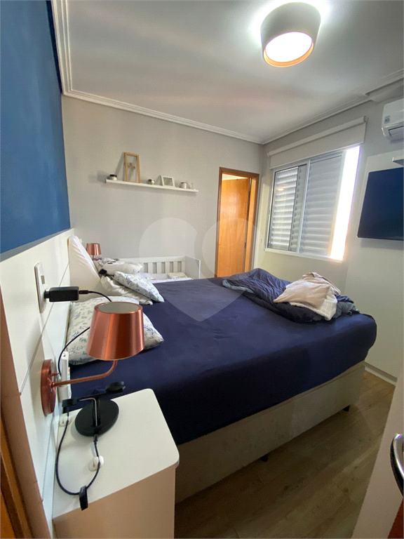 APARTAMENTO em PARQUE CONTINENTAL I