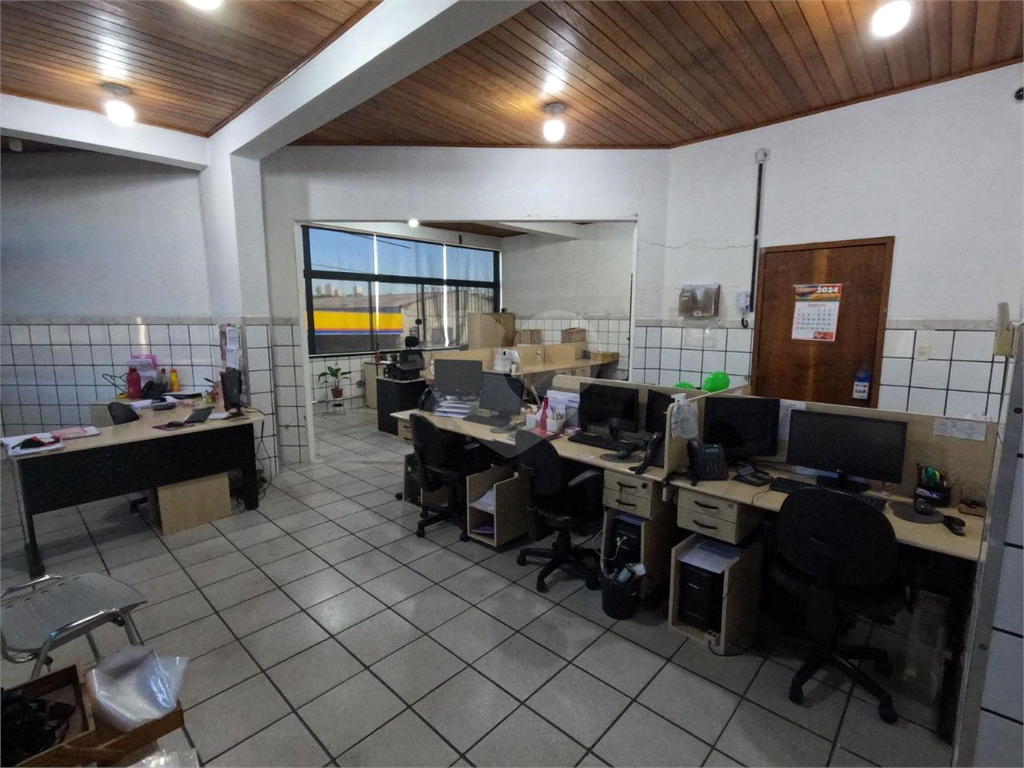 Prédio Inteiro à Venda - 516m² Área Útil - Vila Maria - SP