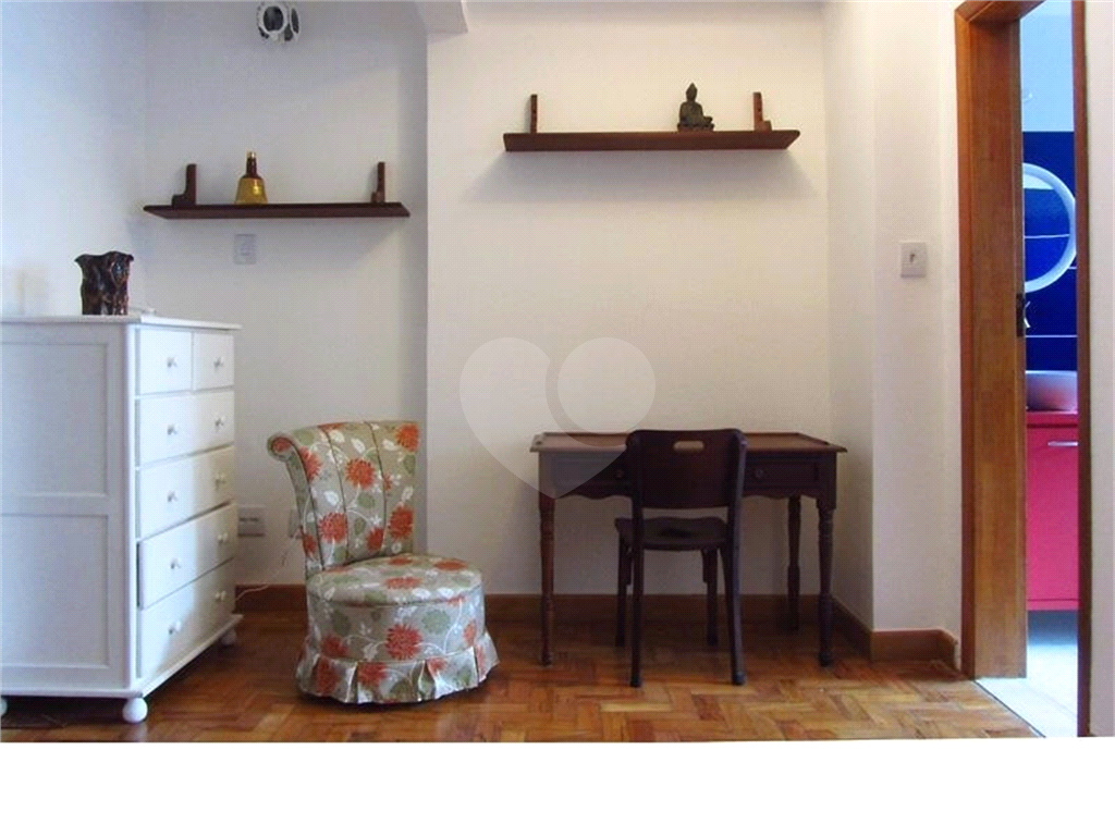 Apartamento Praça Franklin Roosevelt 01 dormitório