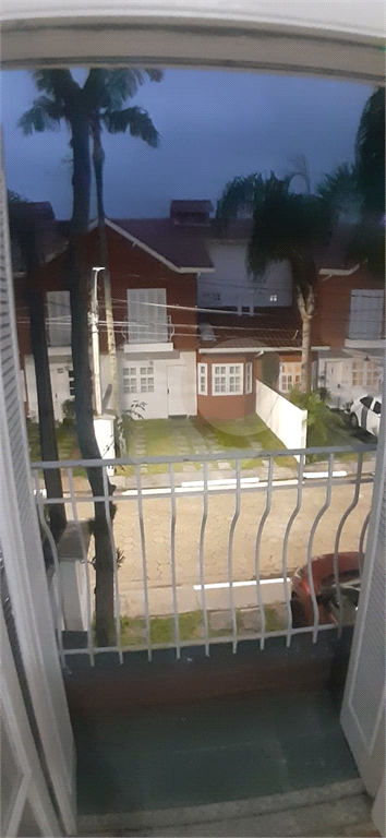 Condomínio fechado no bairro das palmas do Tremembé, 3 dormitórios, 2 com sacada e suíte e 2 vagas