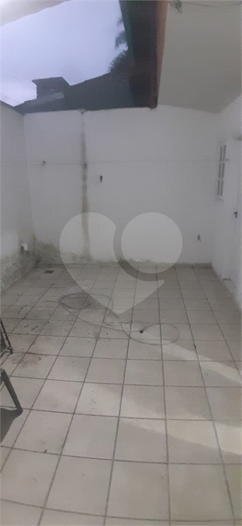 Condomínio fechado no bairro das palmas do Tremembé, 3 dormitórios, 2 com sacada e suíte e 2 vagas