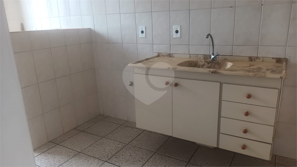 Apartamento à venda com 2 quartos, 62m² - Foto 34