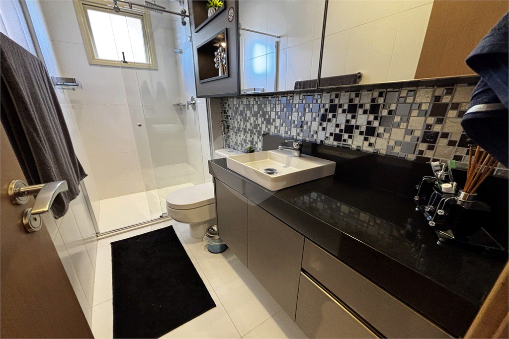 Apartamento porteira fechada com 3 suítes e 6 vagas em Santana