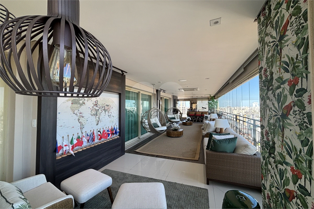 Apartamento porteira fechada com 3 suítes e 6 vagas em Santana
