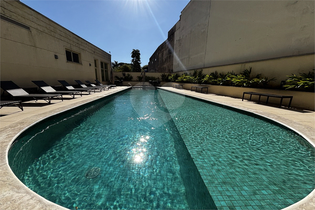 Apartamento porteira fechada com 3 suítes e 6 vagas em Santana
