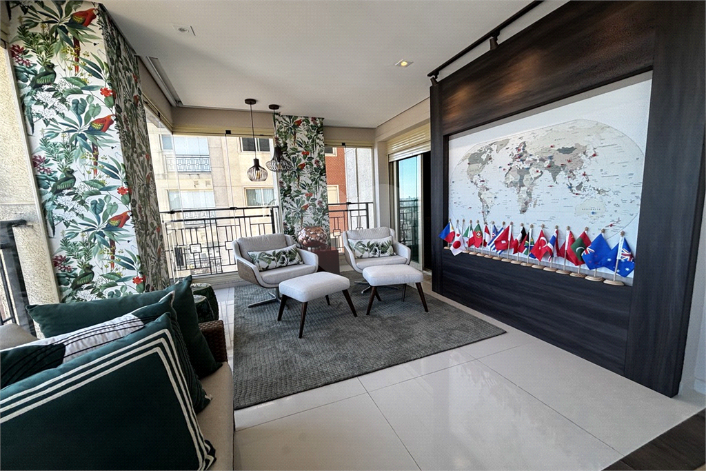 Apartamento porteira fechada com 3 suítes e 6 vagas em Santana