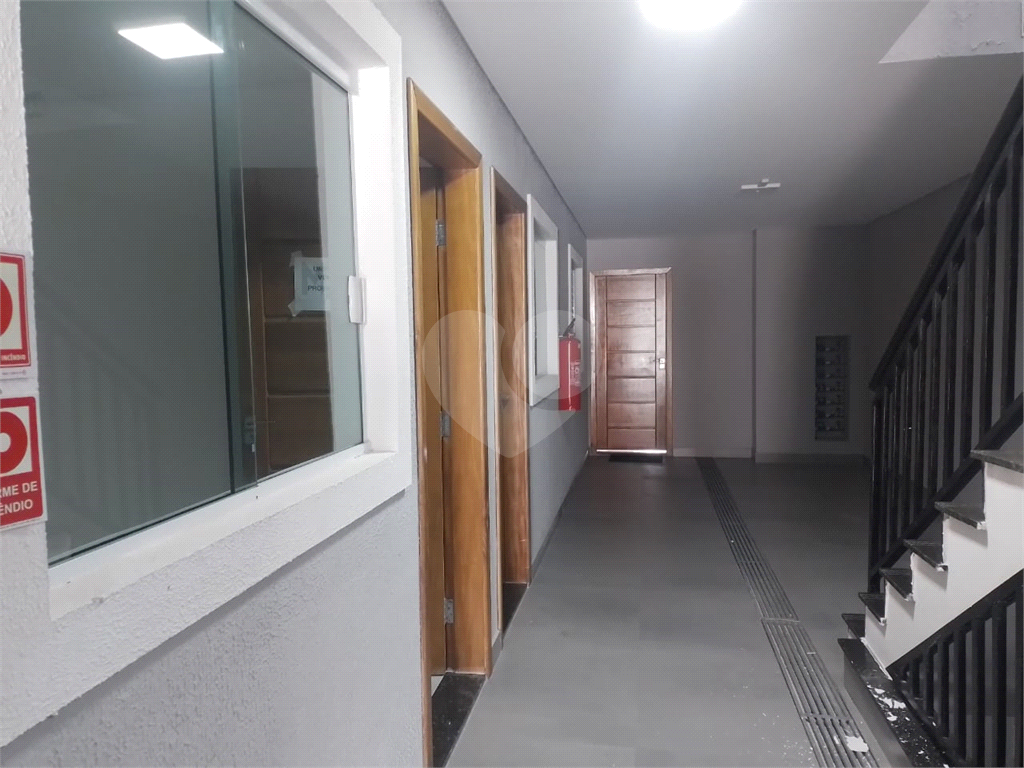 Apartamento Novo com 2 Dormitórios, Elevador na Vila Gustavo. Aceita Pet.