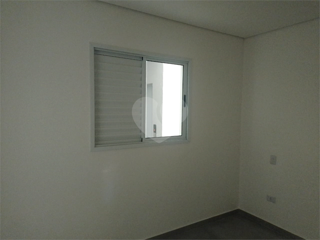 Apartamento Novo com 2 Dormitórios, Elevador na Vila Gustavo. Aceita Pet.