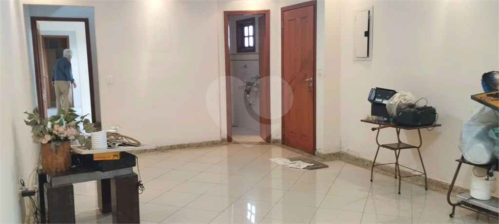 Sobrado à venda com 3 quartos, 350m² - Foto 35