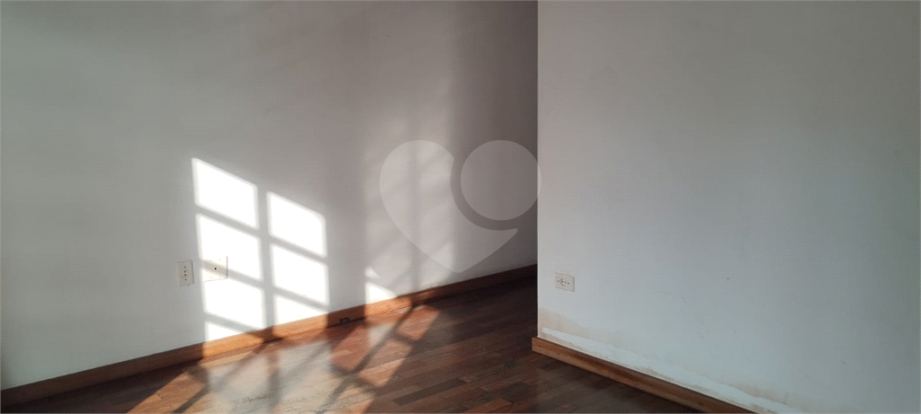 Sobrado à venda com 3 quartos, 350m² - Foto 11