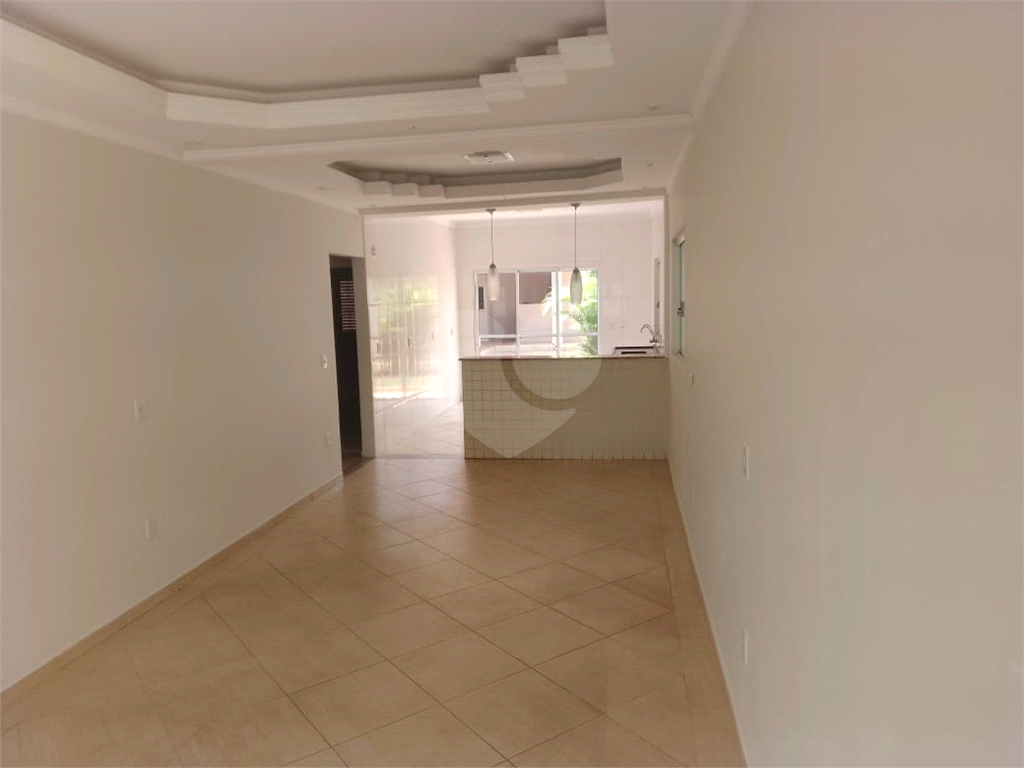 Casa à venda e aluguel com 3 quartos, 190m² - Foto 5