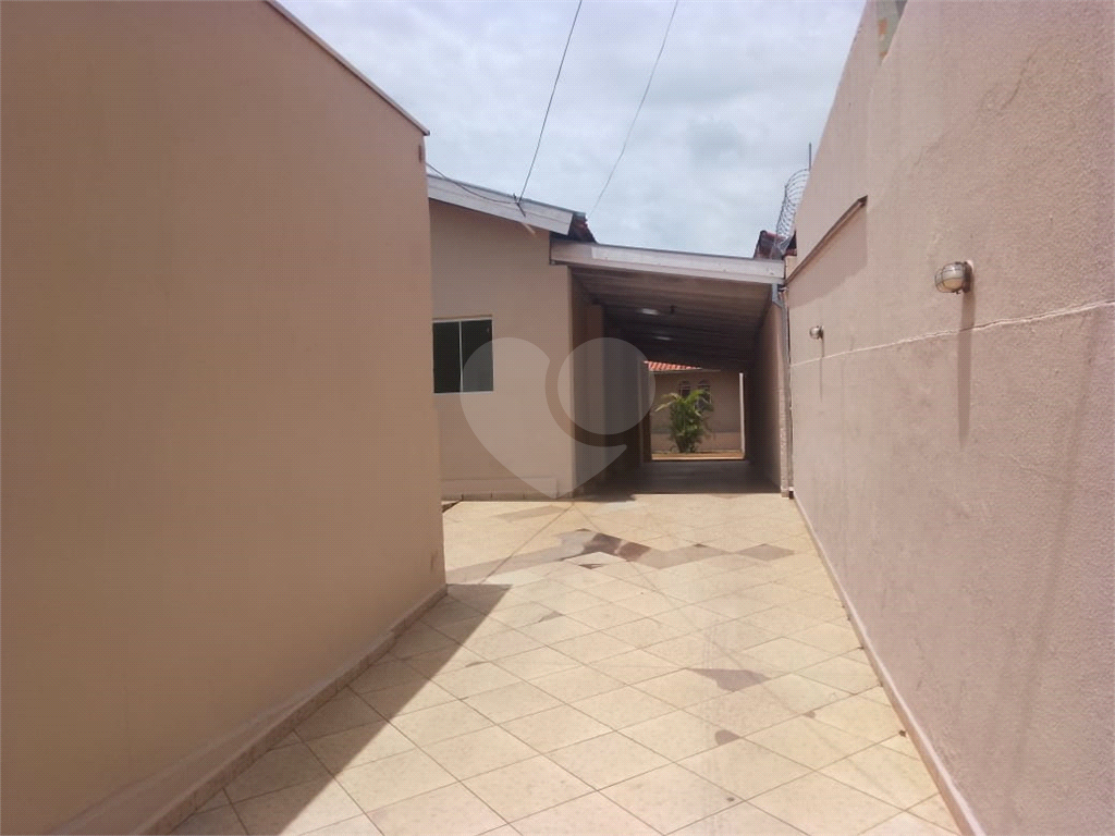 Casa à venda e aluguel com 3 quartos, 190m² - Foto 14