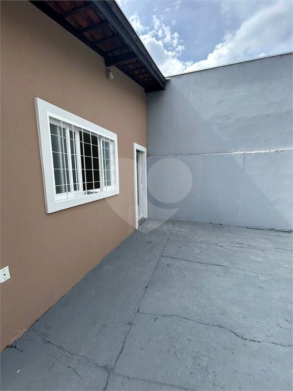 Casa à venda com 2 quartos, 60m² - Foto 10