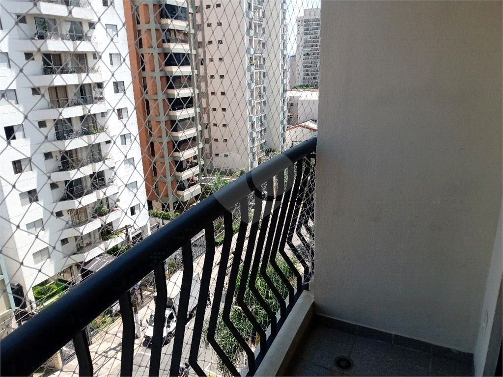 Excelente apartamento 3 dormts com sacada localizado na parte mais plana das Perdizes 