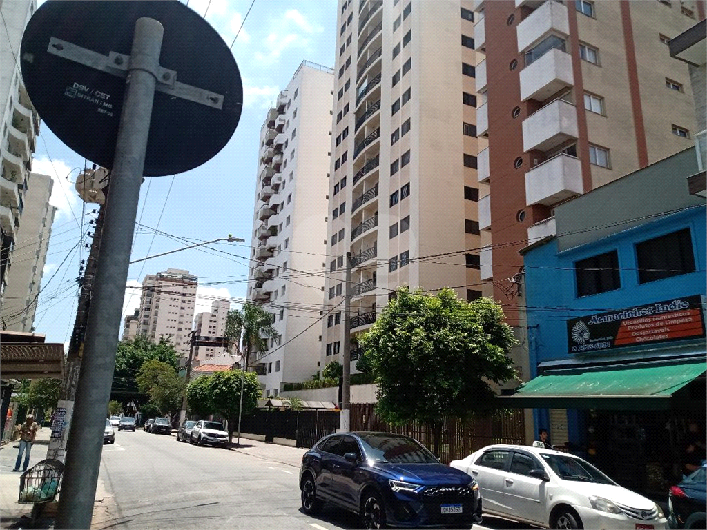 Excelente apartamento 3 dormts com sacada localizado na parte mais plana das Perdizes 