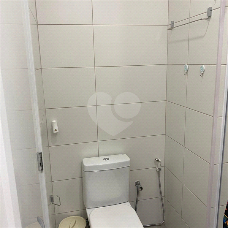 Apartamento à venda com 3 quartos, 81m² - Foto 17