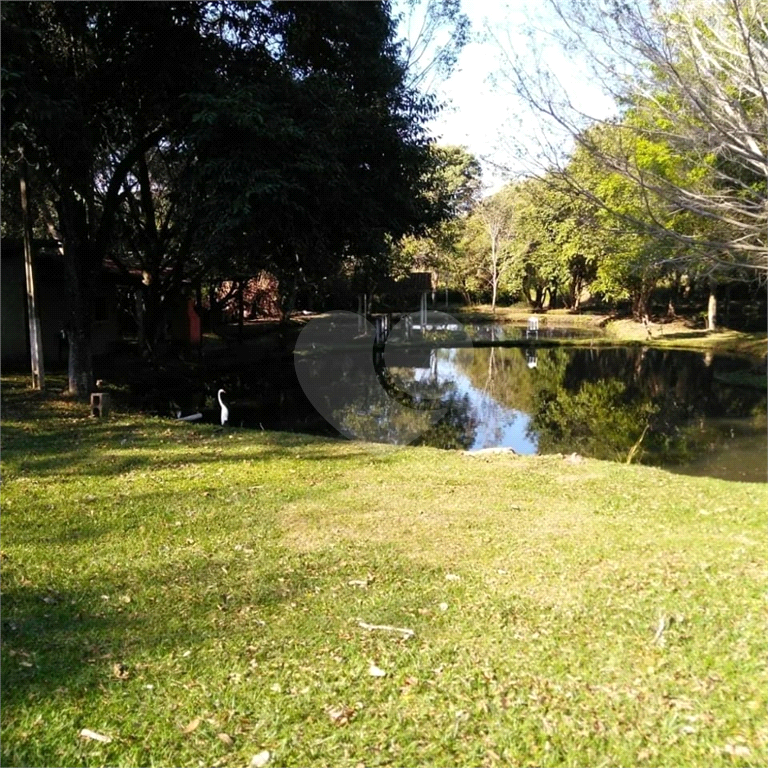 Fazenda à venda com 3 quartos, 60m² - Foto 1