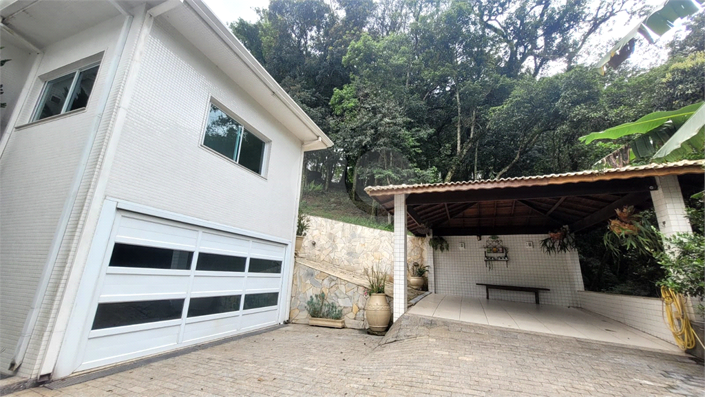 Casa de Condomínio à venda e aluguel com 4 quartos, 230m² - Foto 25