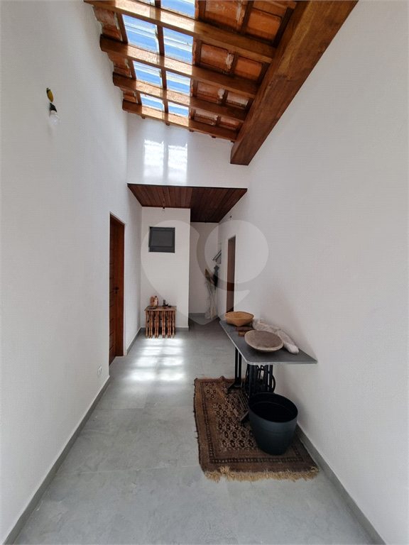 Casa à Venda na Praia de Capricórnio, 242 m² útil, 3 suítes, próximo a praia - Caraguatatuba!