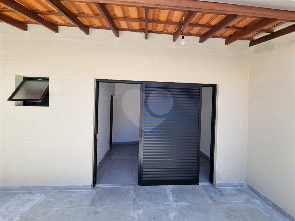 Casa à Venda na Praia de Capricórnio, 242 m² útil, 3 suítes, próximo a praia - Caraguatatuba!