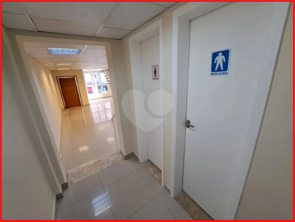 PRÉDIO INTEIRO em PERDIZES