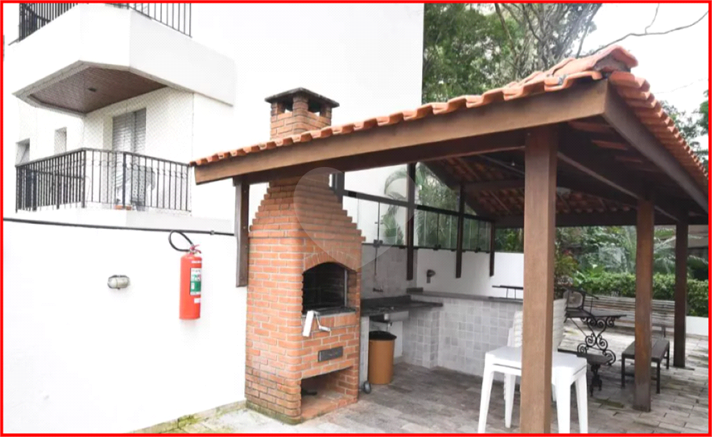 APARTAMENTO em LAPA