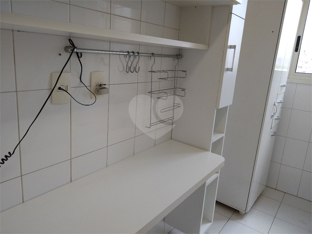 APARTAMENTO em LAPA