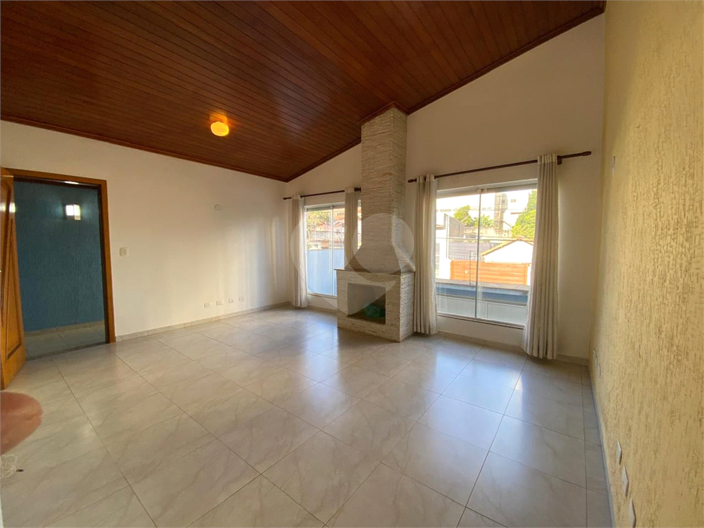 Sobrado à venda com 3 quartos, 140m² - Foto 1