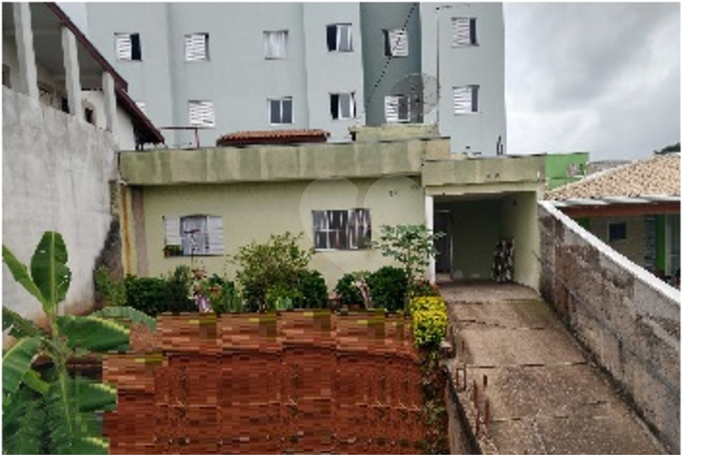 Casa à venda com 2 quartos, 160m² - Foto 1