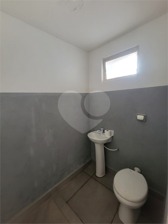 Casa para alugar com 3 quartos, 190m² - Foto 17