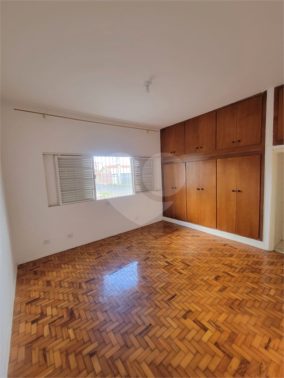 Casa para alugar com 3 quartos, 190m² - Foto 10