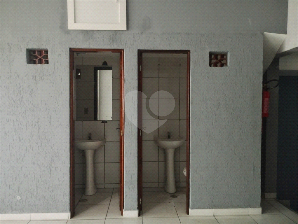 Prédio inteiro a venda todo reformado no bairro Vila Leonor