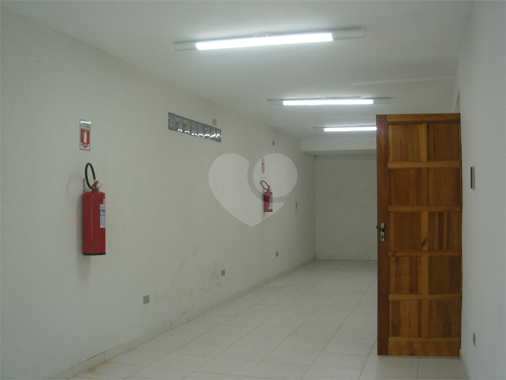 Prédio inteiro a venda todo reformado no bairro Vila Leonor