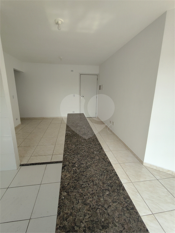 Apartamento para alugar com 2 quartos, 76m² - Foto 35