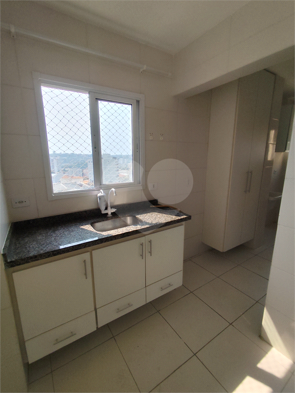 Apartamento para alugar com 2 quartos, 76m² - Foto 34