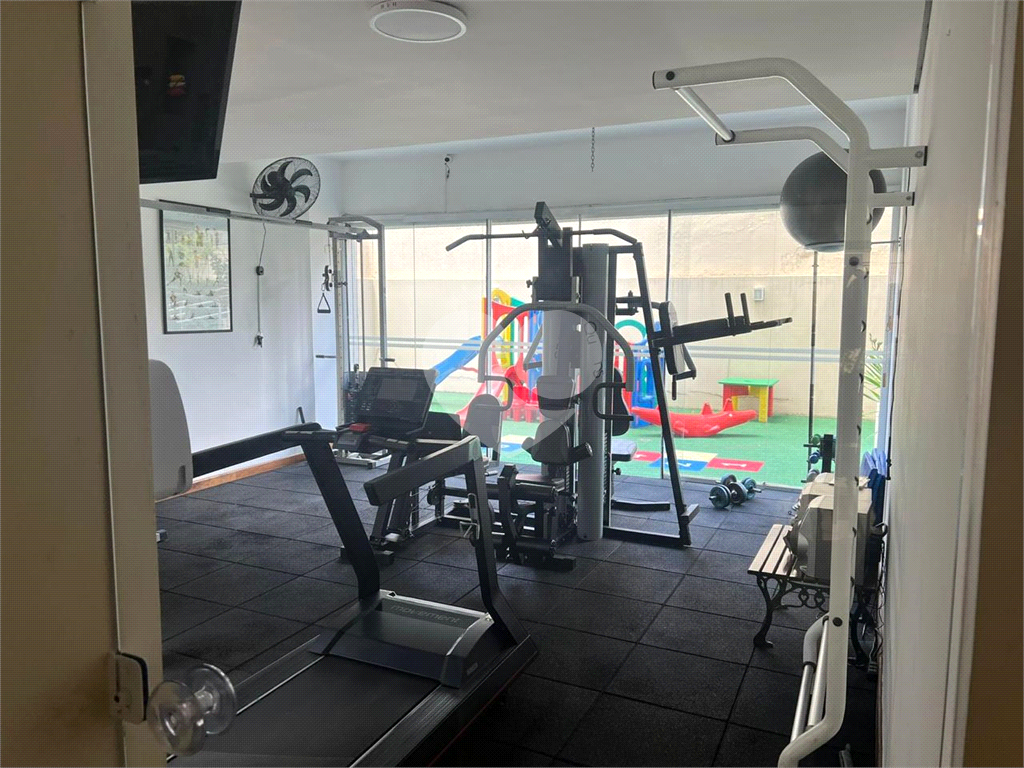 APARTAMENTO em CAMPO BELO