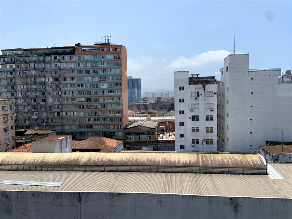 APARTAMENTO em CENTRO