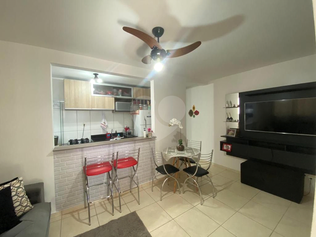 Apartamento à venda com 2 quartos, 47m² - Foto 16