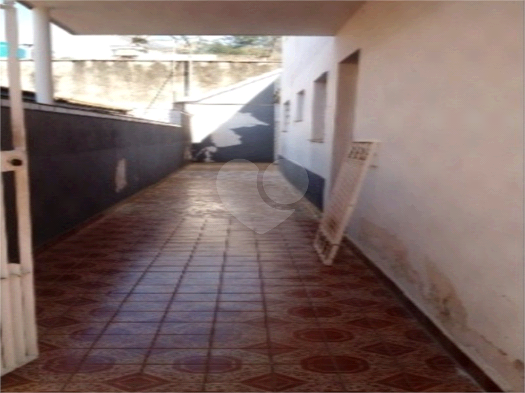 Casa à venda com 2 quartos, 100m² - Foto 3