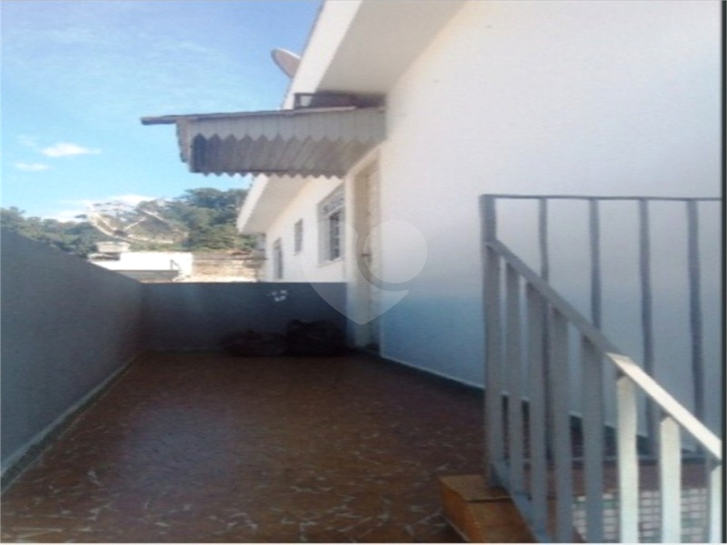 Casa à venda com 2 quartos, 100m² - Foto 17