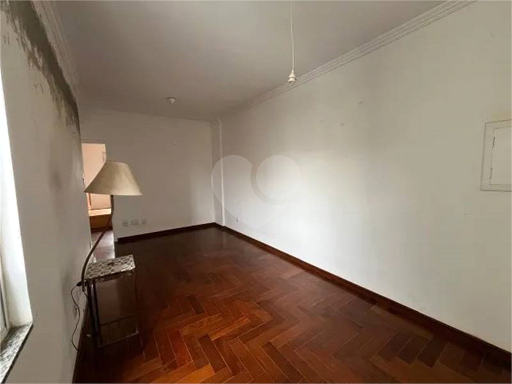 Apartamento a venda na Bela Vista com 2 dormitórios