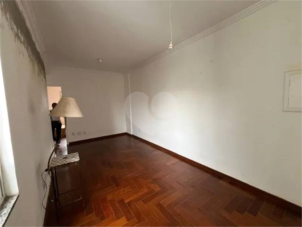Apartamento a venda na Bela Vista com 2 dormitórios