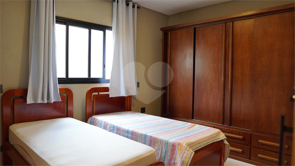 Casa de Condomínio à venda com 3 quartos, 950m² - Foto 18