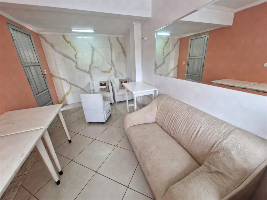 Apartamento recém reformado no Tucuruvi com 2 amplos dormitórios. 