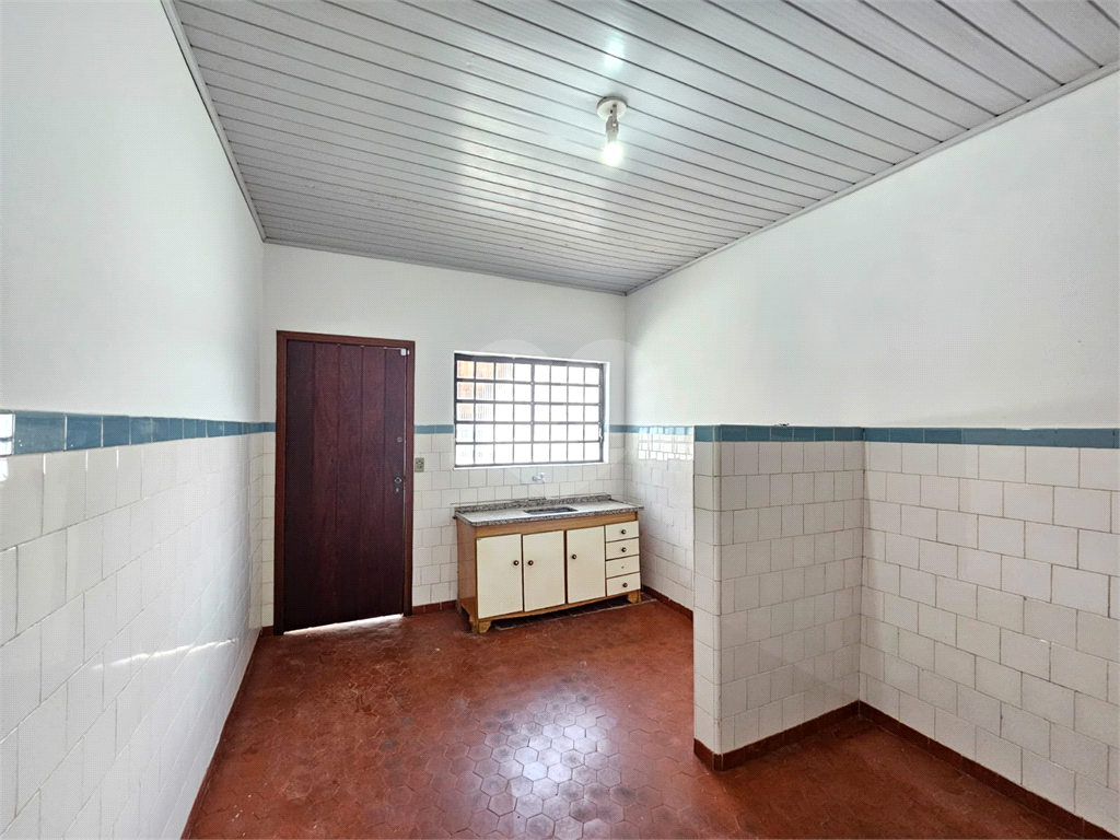 Casa à venda e aluguel com 3 quartos, 130m² - Foto 7