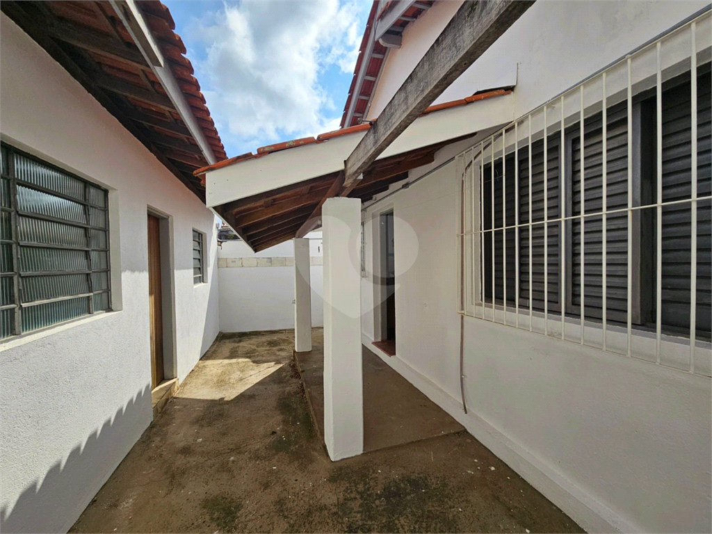 Casa à venda e aluguel com 3 quartos, 130m² - Foto 10